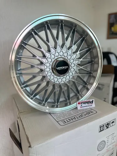 Roda Vittoria Balina Aro 17