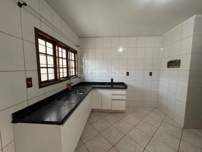 Casa para locação na Costeira do Pirajubaé