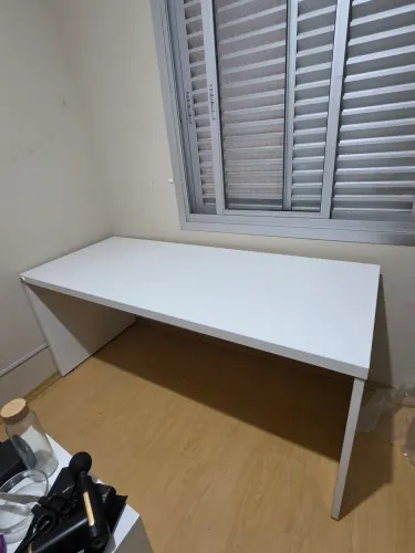 Escrivaninha / Mesa de escritório