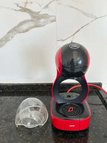 Cafeteira Nescafé Dolce Gusto Arno - Vermelha e Preta