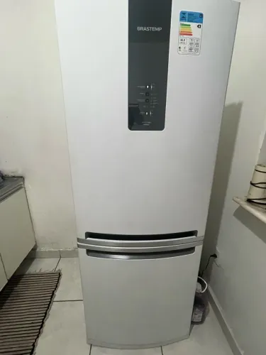 Geladeira inverte Brastemp