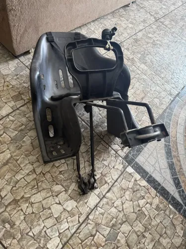 Cadeirinha para crianças até 25 kg só 100 reais