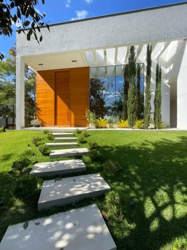 Casa de Condomínio com 4 quartos à venda em Lagoa Santa