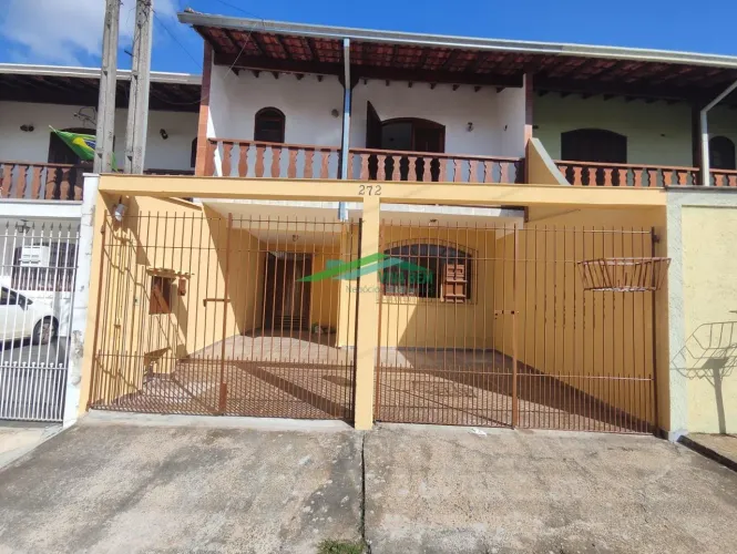 Casa para locação no Centro de Boituva: conforto e lazer