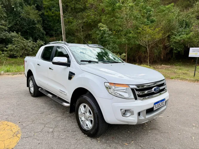 Ford Ranger Limited 3.2 20V 4X4 CD Aut. Dies. 2016