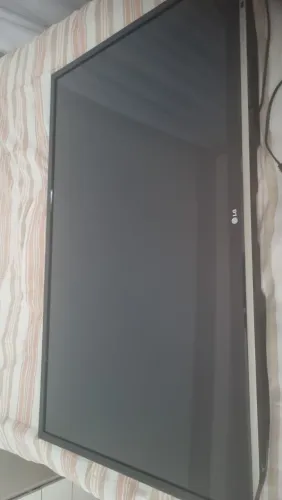 TV LG 47LM6200