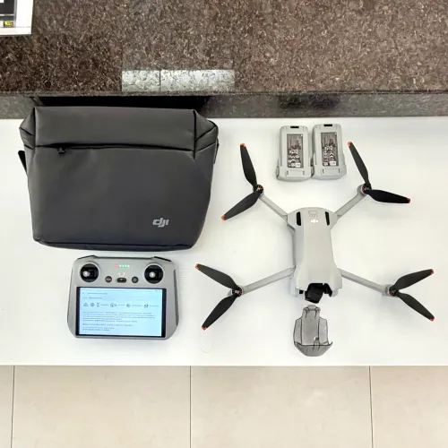 DJI Mini 3 Impecável | 2 Baterias (1 plus e 1 comum) + Bolsa