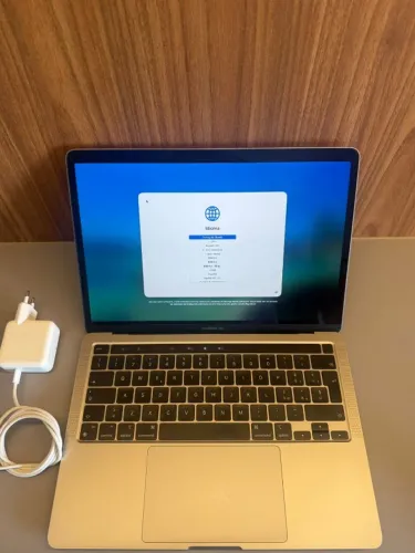 MacBook PRO M1 (256GB SSD, 8GB Ram)