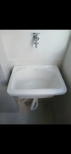 Tanque de louça branco pra lavanderia 