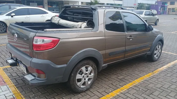 Fiat Strada Trekking 1.6 16V Flex CD 2015