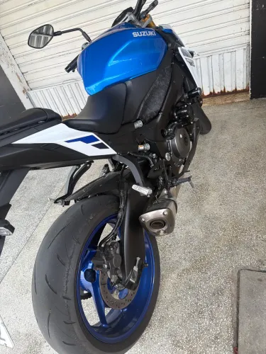 Vendo Suzuki s 1000