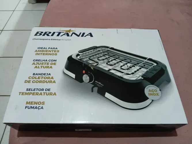 Churrasqueira elétrica Britânia BCQ10A