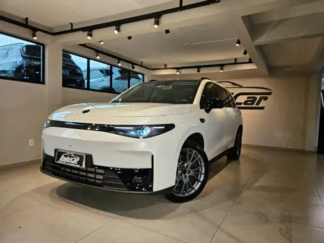 Leapmotor C10 REEV (Híbrido) 2026