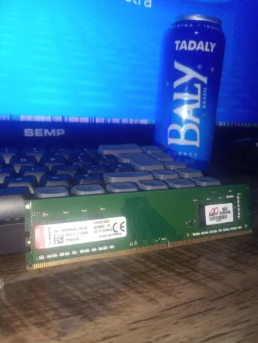 MEMÓRIA RAM DA KINGSTON DDR4 4 GB