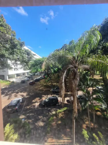 Alugo apartamento mobiliado 3 quartos com elevador na Asa Sul!