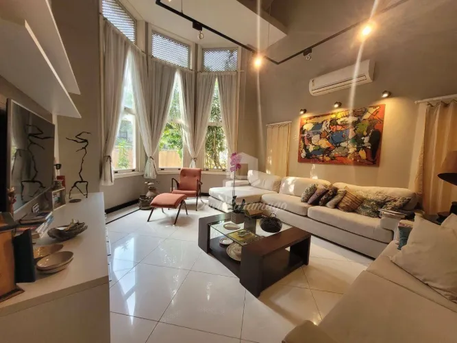 Casa a Venda em Itacoatiara