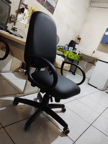 Cadeiras giratórias para escritório