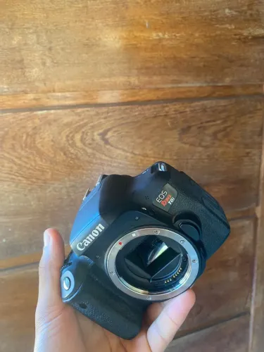 CANON T6i