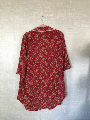 Chemise ou kmono Magazin avenida ,vintage bem novinho.