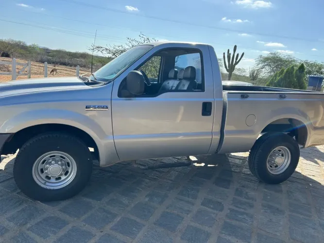 Ford F-250 XL 3.9 4X2 Diesel 2007