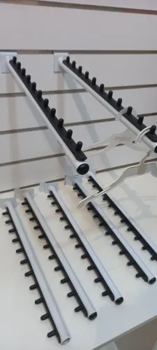 Arara De Cabide Para Painel 40Cm Branco RT Inclinado