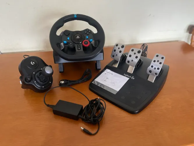 Volante logtech g29, para pc e videogame da Sony