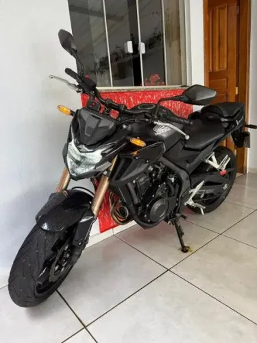 HONDA CB 500F 2023
