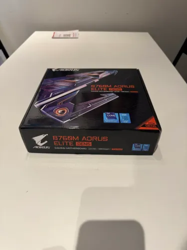 Placa Mãe Gigabyte B760M AORUS ELITE GEN5, Intel LGA 1700, mATX, DDR5, RGB, PCIe 5.0 -