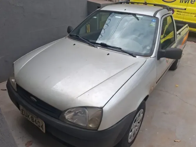 Ford Courier 1.6 L/ 1.6 Flex 2012