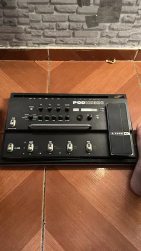 PEDALEIRA LINE 6 POD HD 300