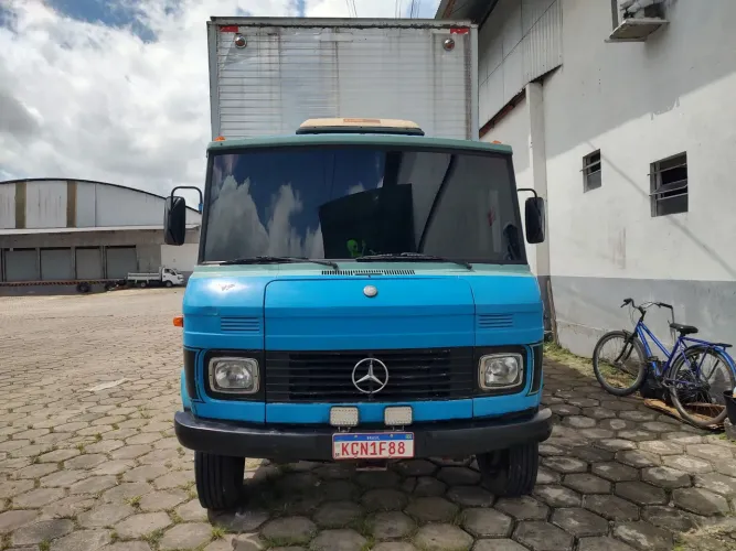 Vendo Caminhão Mercedez 608 Ano 1980