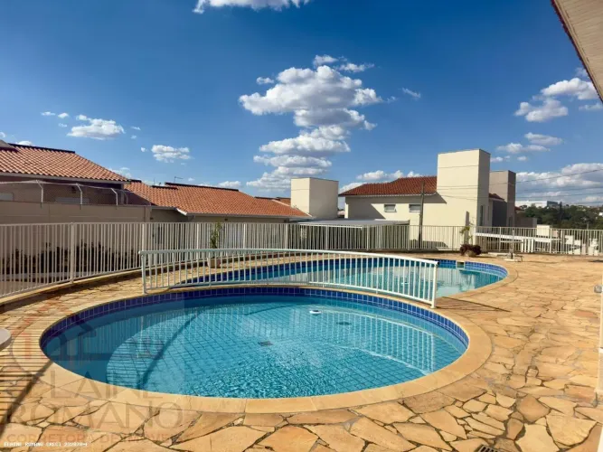 Casa em Condomínio para Venda em Sorocaba, Ipatinga, 3 dormitórios, 1 suíte, 2 banheiros, 