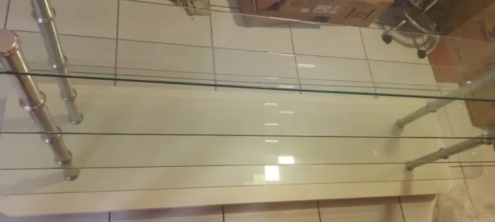 Vendo balcão de vidro expositor ótimo para padaria doceria bolos e para mercado