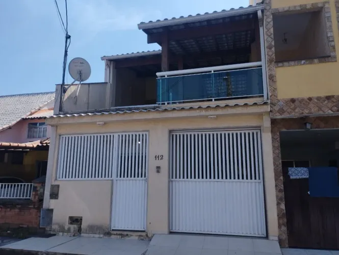 Casas 3 e 4 Quartos para Venda em Belford Roxo, Lote XV, 3 dormitórios, 1 suíte, 2 banheir