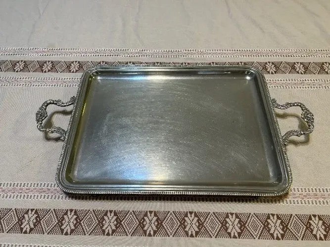 Bandeja de prata antiga