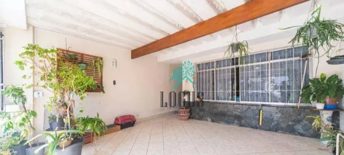 Casa á Venda com 125m² na Vila Scarpelli em Santo André.