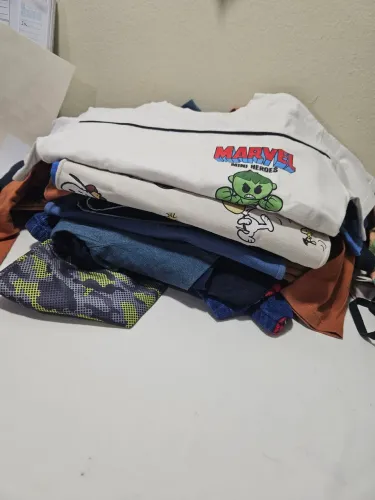 Lote de roupa infantil