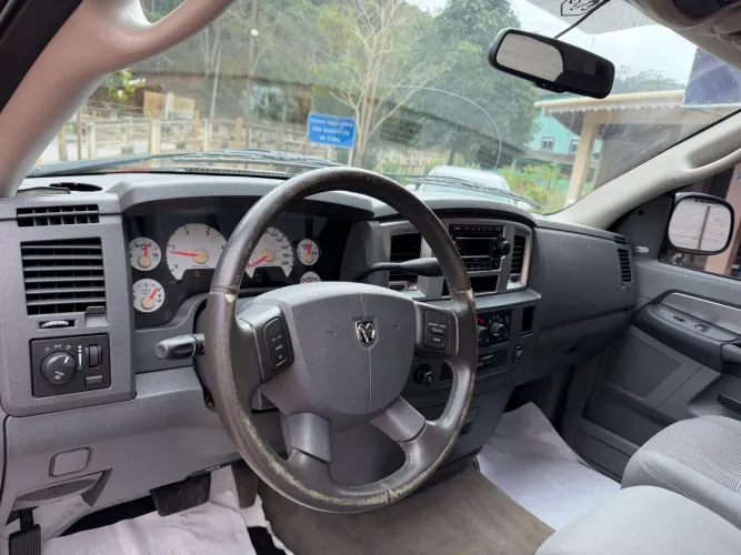 Dodge Ram 2500 H.duty 5.9 SLT 24V CD 4X4 Dies. 2009
