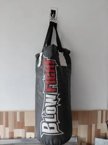 Saco de Pancada Blow Fight + Luvas - Usado