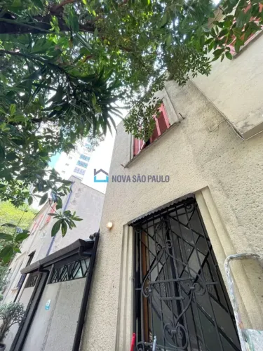 Casa comercial disponível para locação na Higienópolis