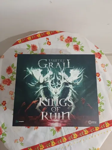 Tainted Grail Monarcas da Ruína