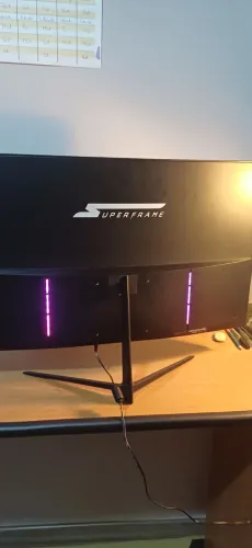 Monitor Superframe Precision 240hz 27pol curvo (Para retirada de peças)