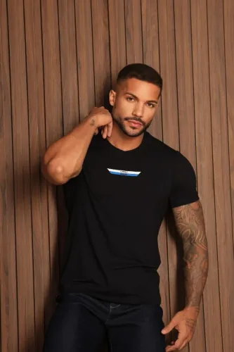 CAMISETAS E T-SHIRTS
