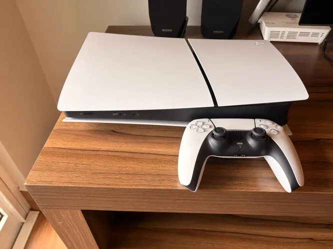 Playstation 5 (ps5) Edição Digital 825gb Seminovo - Completo