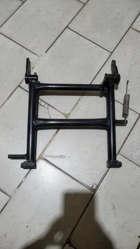 Descanso central coyote da Yamaha Crosser