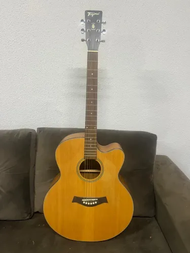 Violão elétrico tagima diz jumbo ACEITO PROPOSTA
