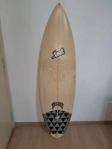 Prancha Lost Mayhem 5'11" + Capa