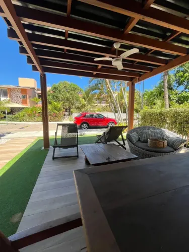 Casa condomínio pé na areia Ipioca