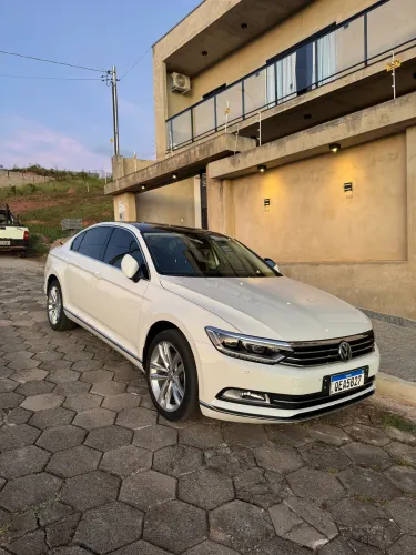 Volkswagen Passat Highline 2.0 TSI 220cv Tip. 2018