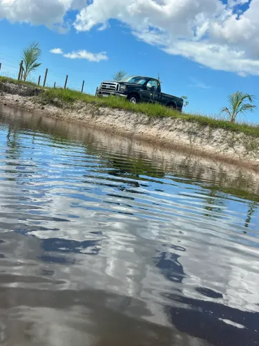 Ford F-250 XLT 4.2 TB Diesel 2005